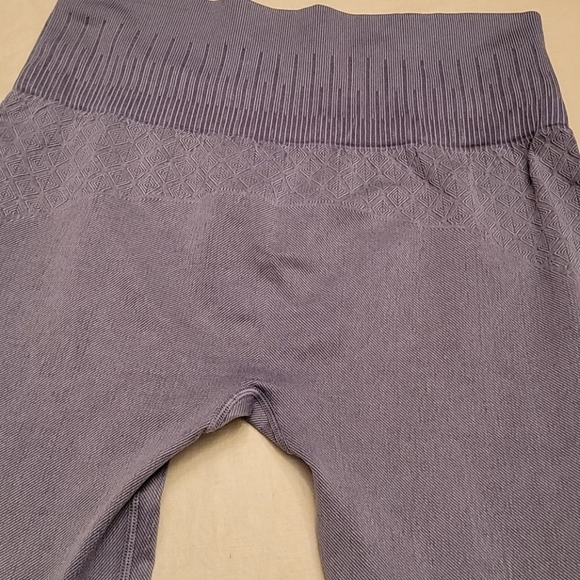 Nanette Lepore Plus Size Leggings - Picture 2 of 5